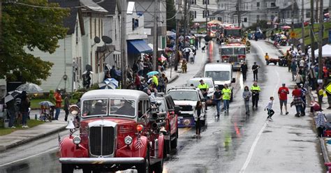 Photos: 65th North Adams Fall Foliage Parade | Multimedia | berkshireeagle.com