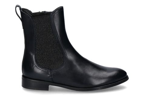 Pertini shoes for men and women | shop online at scarpaRossa