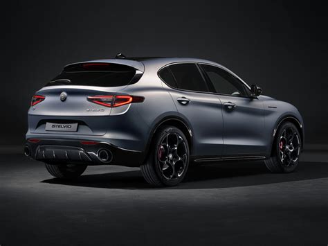 2024 Alfa Romeo Stelvio - Specs, Prices, MPG, Reviews & Photos | Cars.com