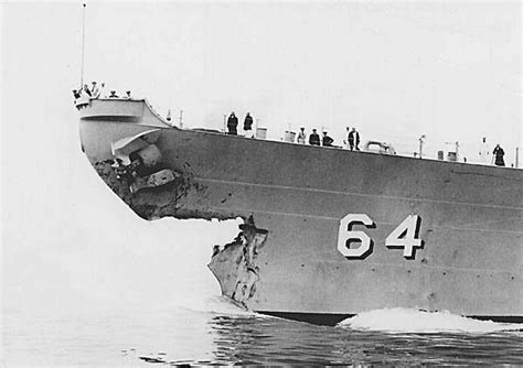 [Photo] Damaged bow of USS Wisconsin, circa May-Jun 1956 | Battleship ...