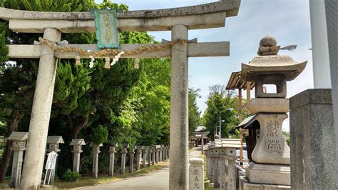 Blue Skies, Green Mountains: Yodo River path to Kyoto and onto the Tokai-do road.