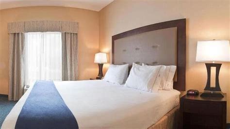 Holiday Inn Express Hotel & Suites Detroit-Novi, an IHG Hotel Novi ...