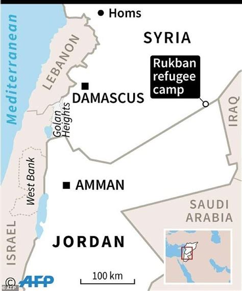 Displaced to the desert, Syrians struggle to eke out... | Daily Mail Online