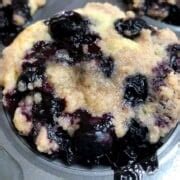 Blueberry Buckle Muffins | EmilyFabulous