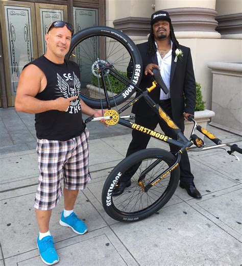 Marshawn Lynch Gets His Own BMX Bike - Sugar Cayne