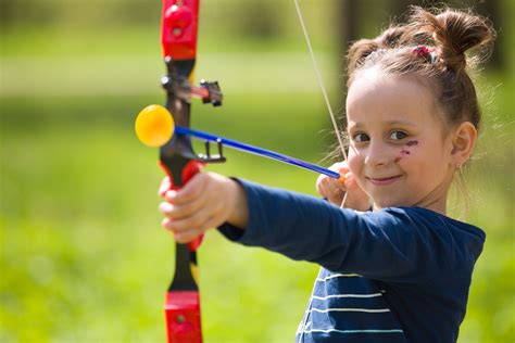 Best Archery Bow and Arrow Sets for Kids Under 8 Years Old - Pink Crossbow