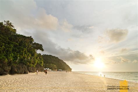 AKLAN | Puka Beach ~ No Hotels, No Restaurants, No Crowd - Lakad Pilipinas