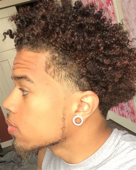 430 Likes, 8 Comments - D Swave (@darrelswavey) on Instagram: “” | Short hair styles, Curly hair ...