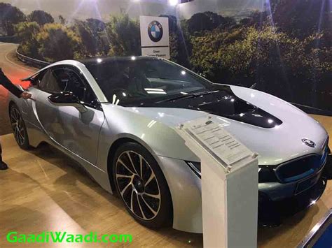 BMW i8 Hybrid Sportscar Greets Public at 2017 Green Mobility Expo Delhi