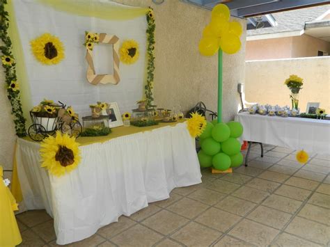 Sunflower Birthday Party Ideas | Photo 14 of 34 | Catch My Party