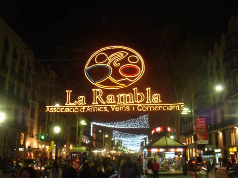 La Rambla at night | The famous 'La Rambla' in Barcelona. At… | Flickr