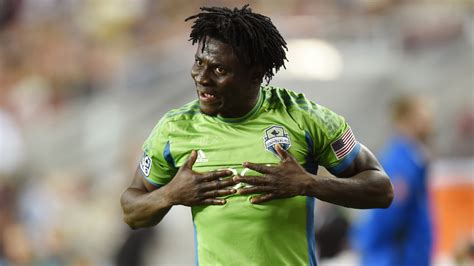 Seattle Sounders sign F Obafemi Martins to long-term extension - Sports Illustrated