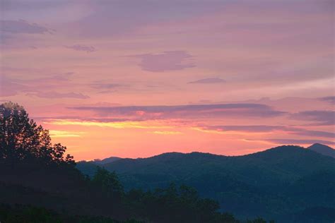 Moonshine Way, Gatlinburg, TN, USA Sunrise Sunset Times