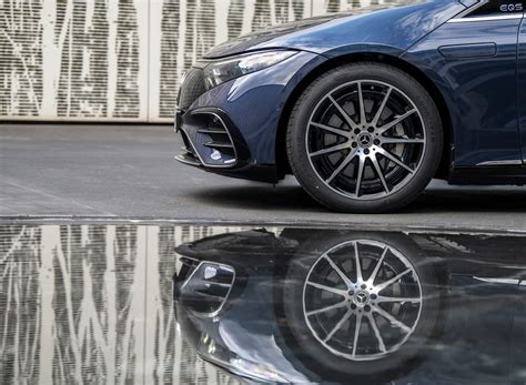 2022 Mercedes EQS is one slippery luxury car - CNET