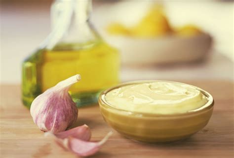 Homemade Garlic Aioli Sauce Recipe