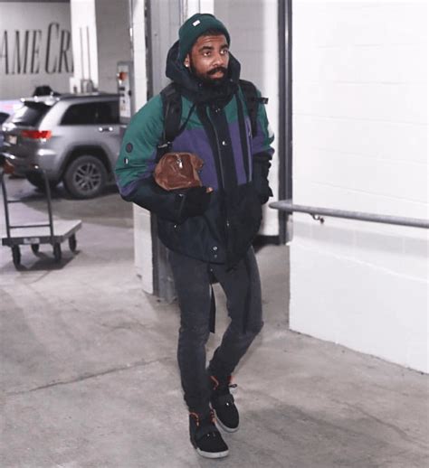 What's In Their Wardrobe? // Kyrie Irving | Nice Kicks