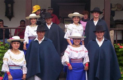 Traditional Ecuadorian Dress MARCH 05 | Ecuadorian clothing, Ecuadorian ...