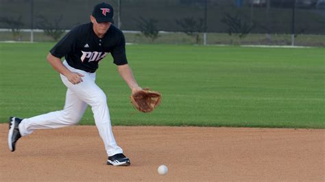 Polk State Hosting Youth Baseball Camp | Polk State College