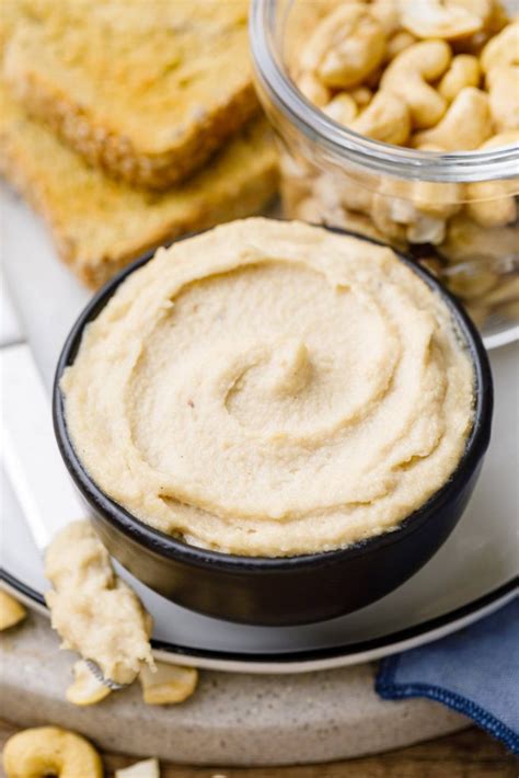 Super Creamy Vegan Cream Cheese Substitute (This is Incredible ...