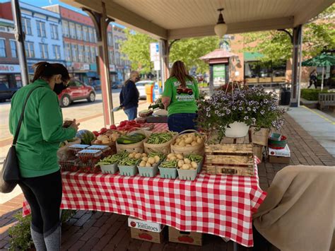 Farmer's Market - Pullman Square