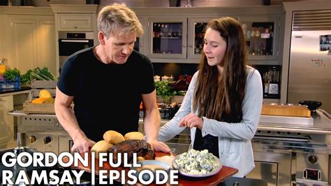 Gordon Ramsay's Simple Christmas Recipes Festive Home Cooking