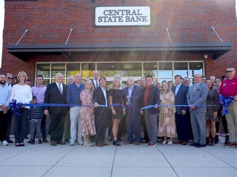 Central State Bank cuts ribbon at new 280 location