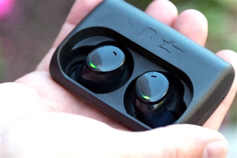 Truly Wireless Earbud Innovator Bragi Calls it Quits, Sells Hardware ...