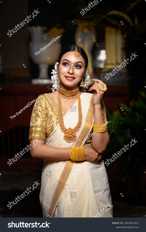 4,780 Bengali Traditional Dress Costumes Royalty-Free Images, Stock ...