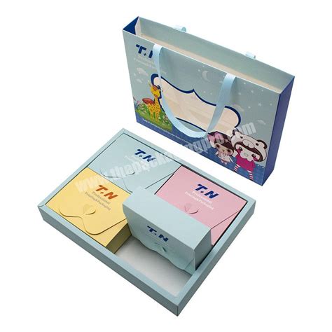 Cartoon Pattern Personalized Shipping Boxes Clothes Packaging Boxes ...