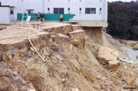 Earthquake-Induced Landslides – Geotechnical Photo Album