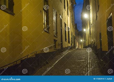 Gamla Stan at night stock photo. Image of stan, house - 17282914