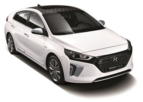 Hyundai unveils the design of the IONIQ and details of the hybrid ...