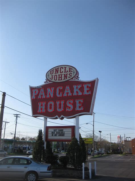 Uncle John’s Pancake House, Toledo Ohio and Mexicantown Bakery, Detroit MI | Endo Edibles