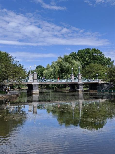 Boston-Public-Garden-Bridge – Roaming Boston