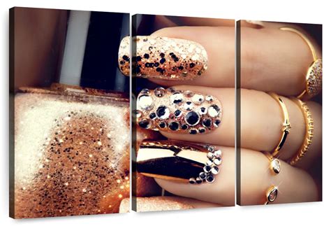 Top more than 153 gold holiday nails latest - ceg.edu.vn