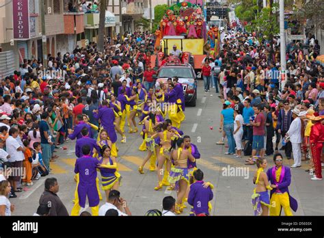 Carnival parade, Veracruz, Mexico Stock Photo - Alamy