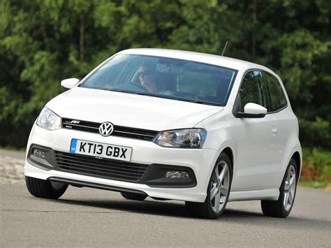 2013 VW Polo 1.2 R-Line Style review | What Car?