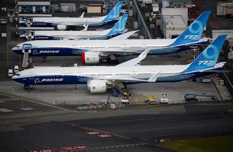 Boeing plans 737 MAX ramp-up, keeps cash-flow goal