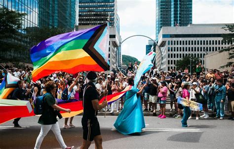 Année record pour le défilé de la Fierté à Montréal | Le Devoir