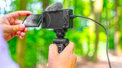 How to Choose a Vlogging Camera | B&H eXplora