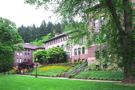 Western Washington University: Acceptance Rate, SAT/ACT Scores, GPA