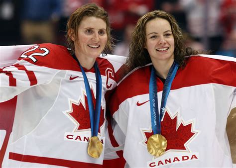 Hayley WICKENHEISER - Olympic Ice Hockey | Canada