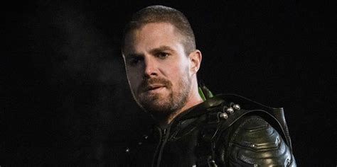 Stephen Amell's First Post-Arrow Role is a Pro-Wrestling Drama