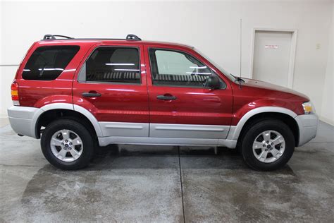 2007 Ford Escape XLT - Biscayne Auto Sales | Pre-owned Dealership | Ontario, NY