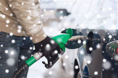 Do I Need Gas-Line Antifreeze During the Winter? | Cars.com