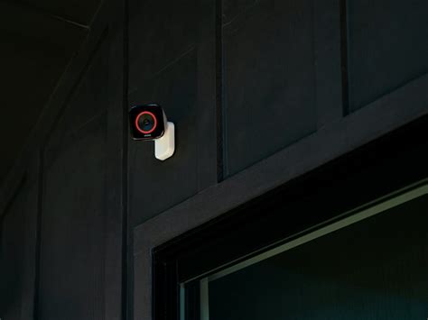 Vivint Outdoor Camera Pro smart surveillance system features lurker ...