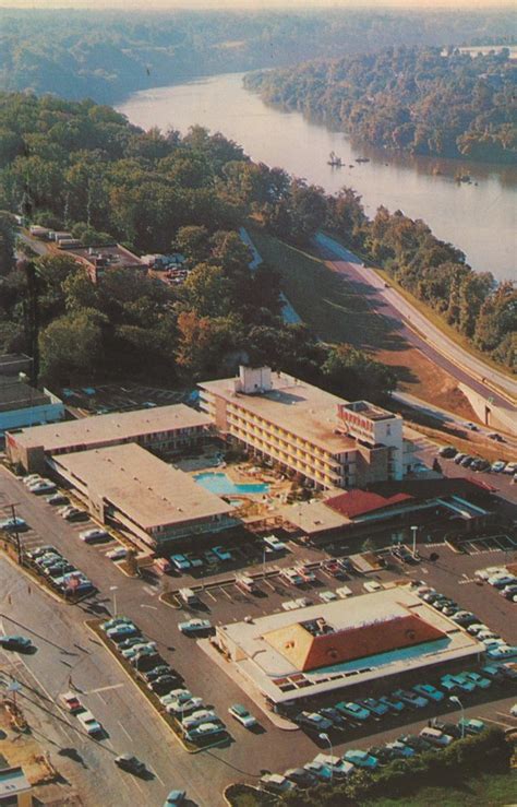 The Cardboard America Motel Archive: Marriott Motor Hotel - Washington, D.C.