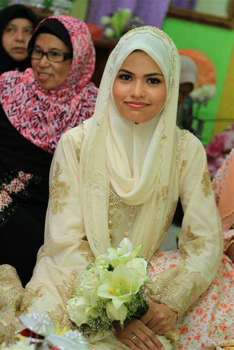 Majlis Tunang Effi Saharudin aka Obefiend & Nur Aminah Ahm… | Flickr