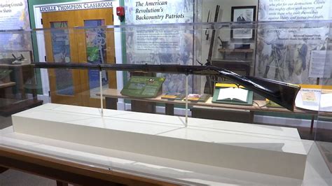 Davy Crockett's rifle "Betsy" on display - YouTube