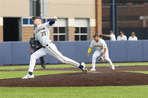 Michigan baseball’s win streak snapped in home finale - mlive.com